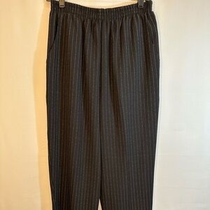 International Scene Womens Size M Pin Striped Black White Pants Trousers Career